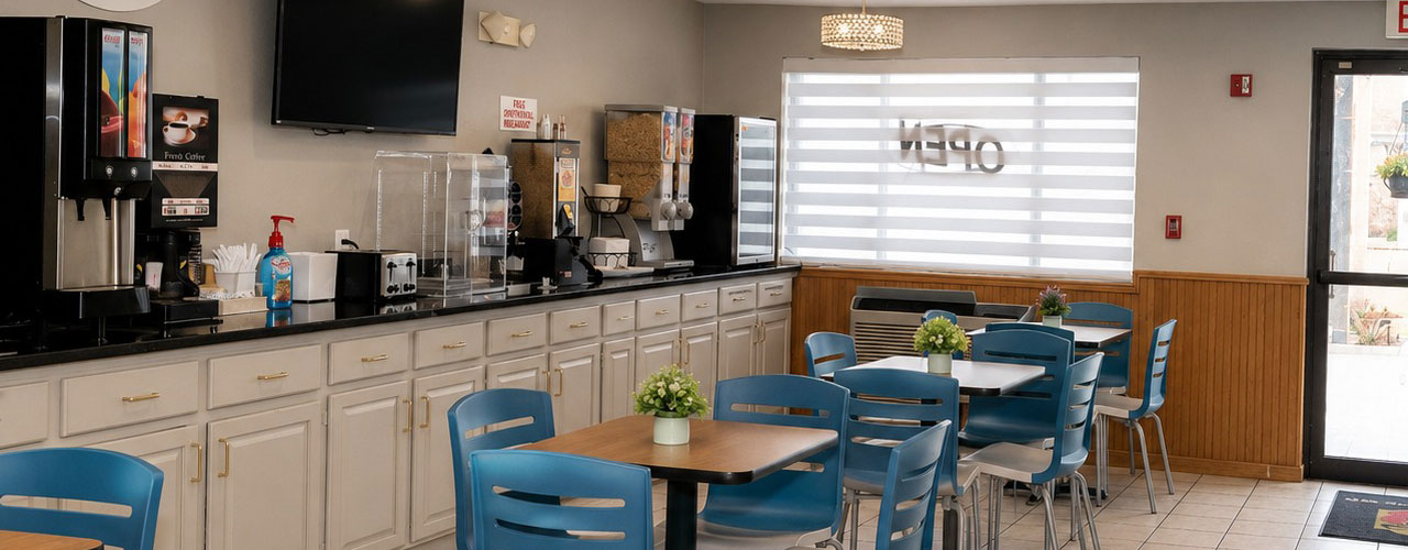 Breakfast Area Breakfast Area