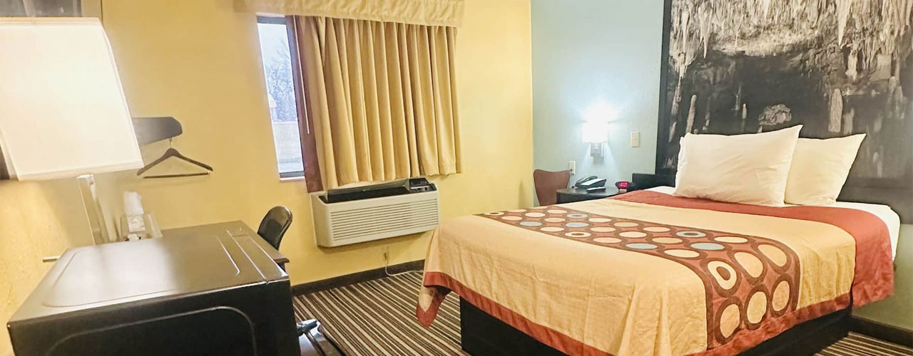 Attractive Room With King Bed