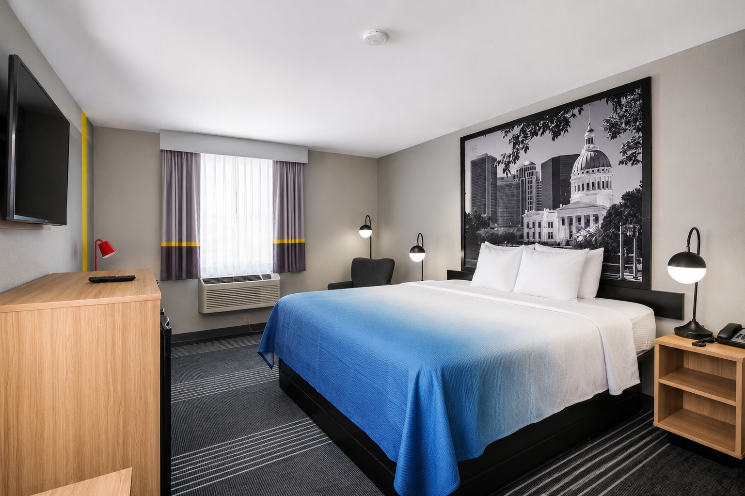 Super 8 by Wyndham Warrenton