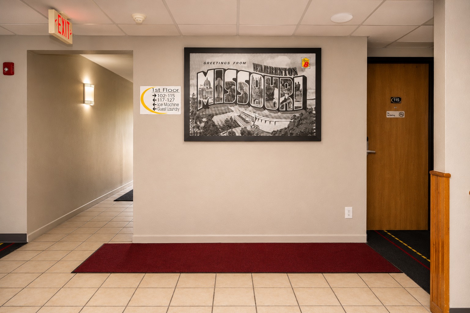 Super 8 by Wyndham Warrenton